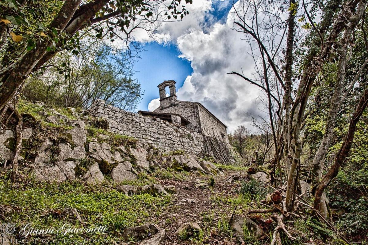 Villa Torre Del Grifone Nel Medioevo Di Cividale Del Friuli Faedis Exterior foto